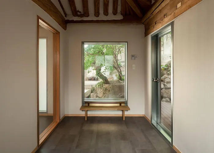 Side Hanok Hotel Seúl