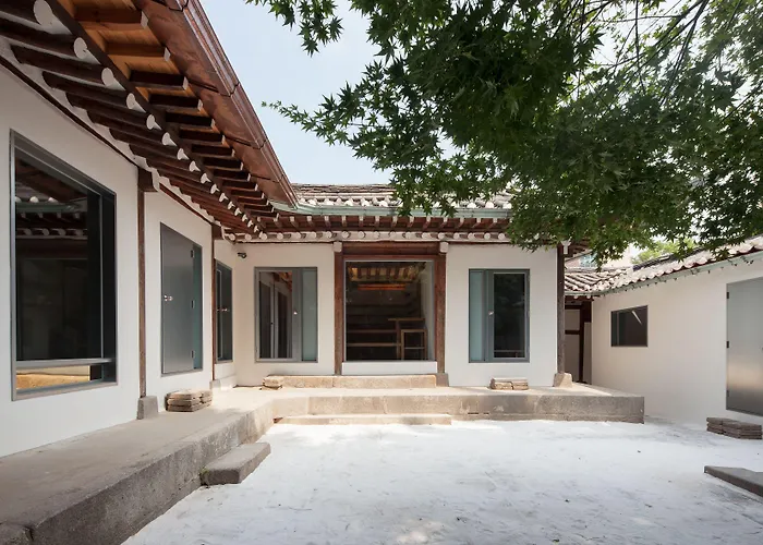 Side Hanok Hotel 2*